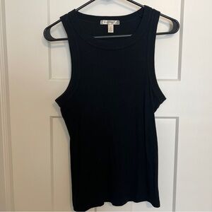 Banana republic Black Sleeveless Tank top size medium
